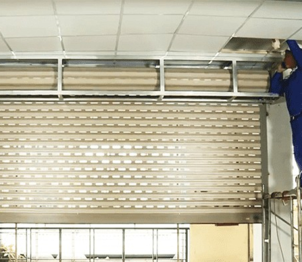 THỢ SỬA CHỮA CỬA CUỐN GIÁ RẺ TẠI TP.HCM